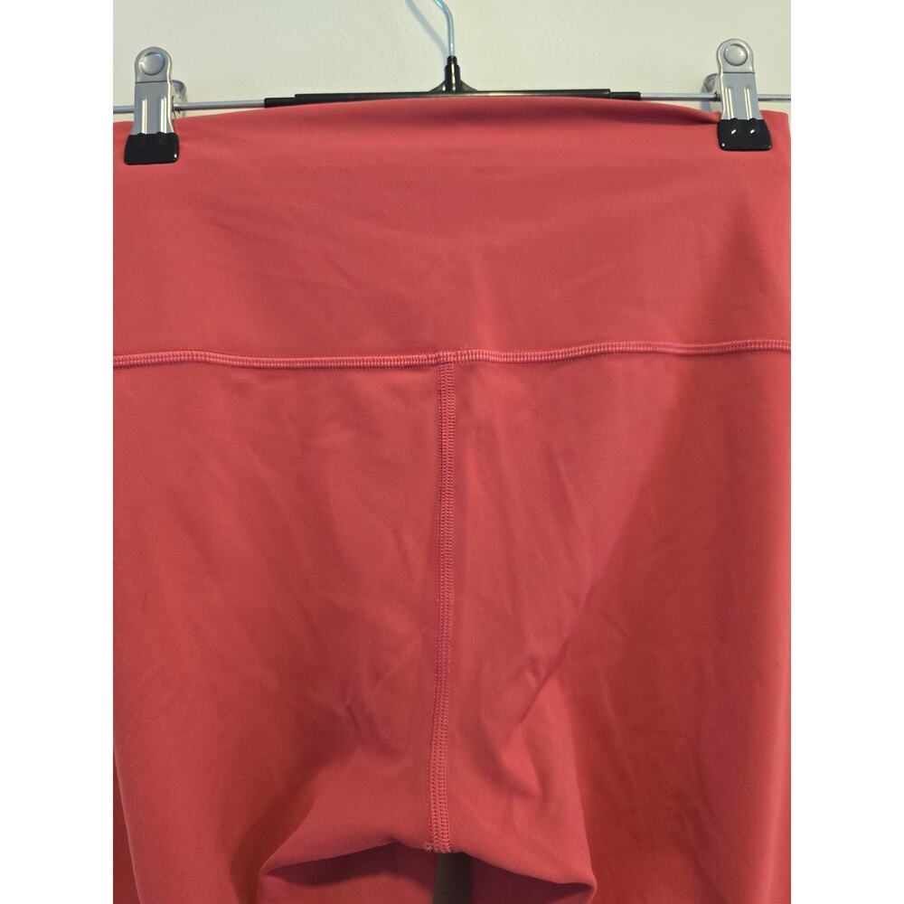 Lululemon Coral Size 6 Leggings- Preloved - Picture 6 of 6